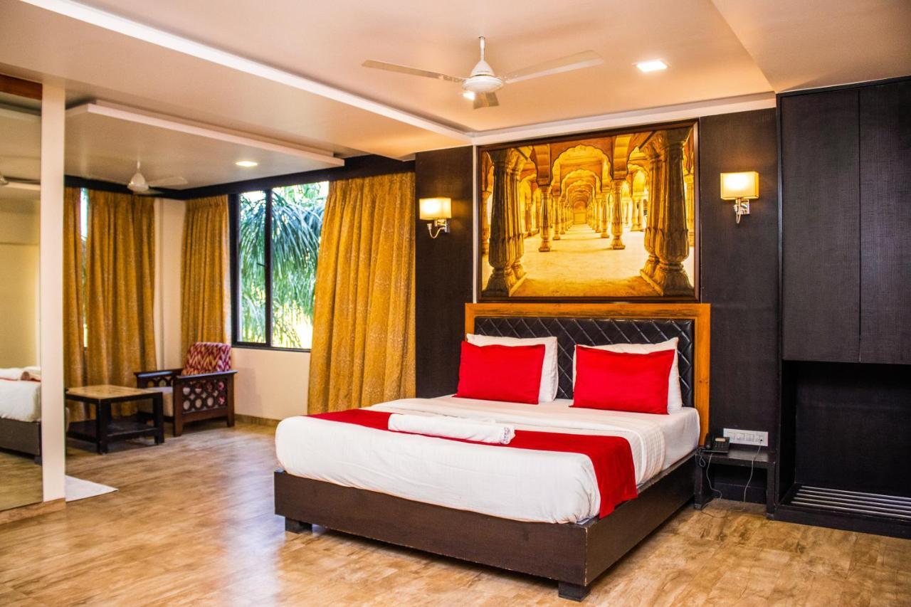 Monteria Resort Chauk Luaran gambar