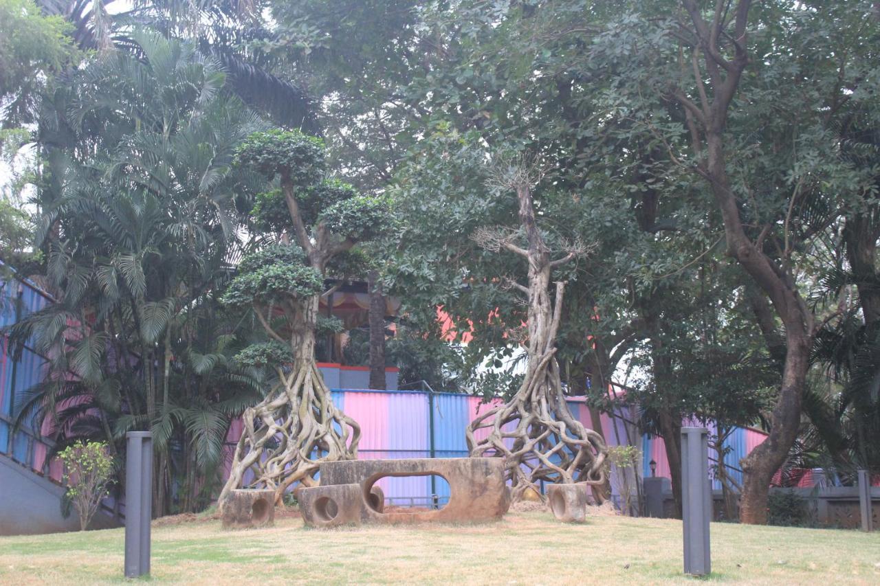Monteria Resort Chauk Luaran gambar
